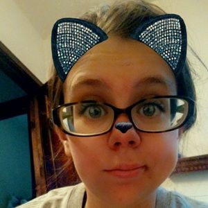 Meet your Posher, Shea